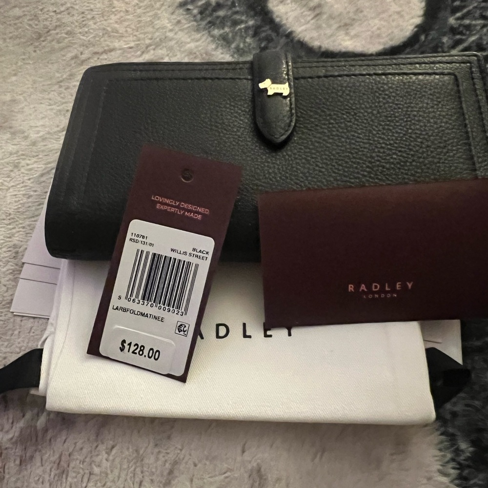 Radley London Willis wallet nwt $128